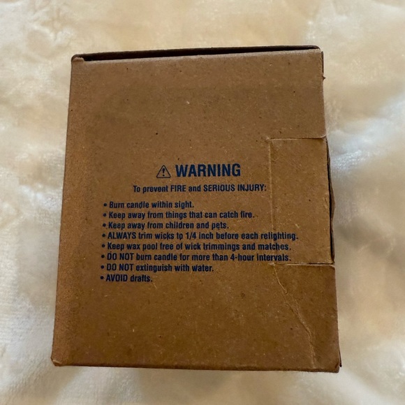 Bath & Body Works Frozen Lake Single Wick Candle โ 8 oz โ New - Picture 7 of 8